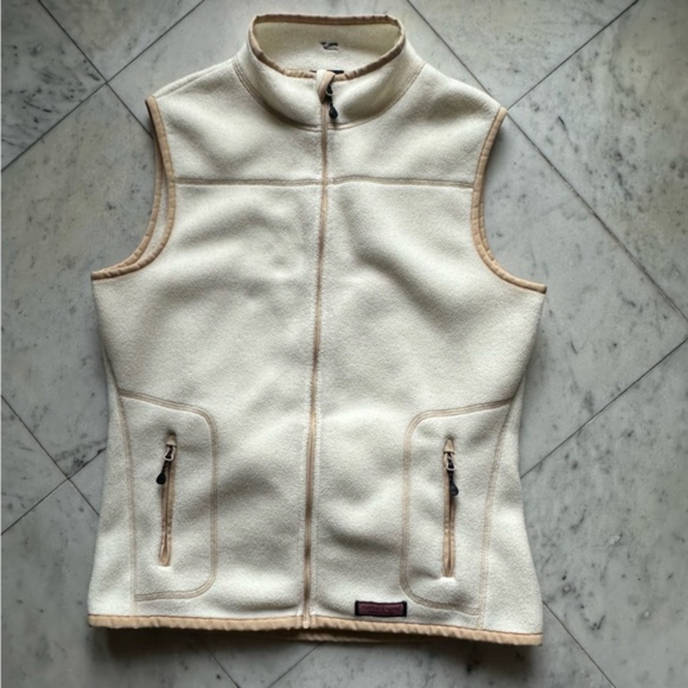 SOLD Vineyard vines martha’s vineyard fleece zip-up vest - women’s S